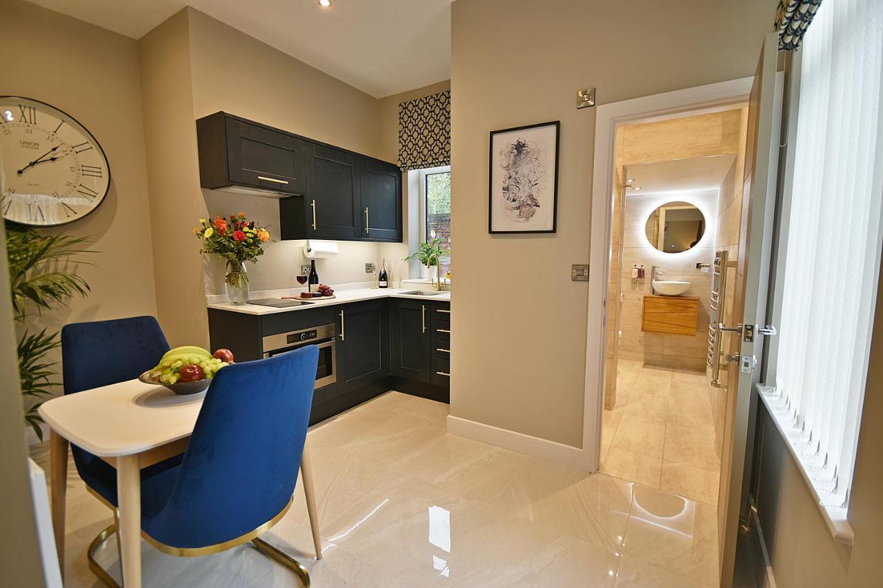 Apartment Moat House