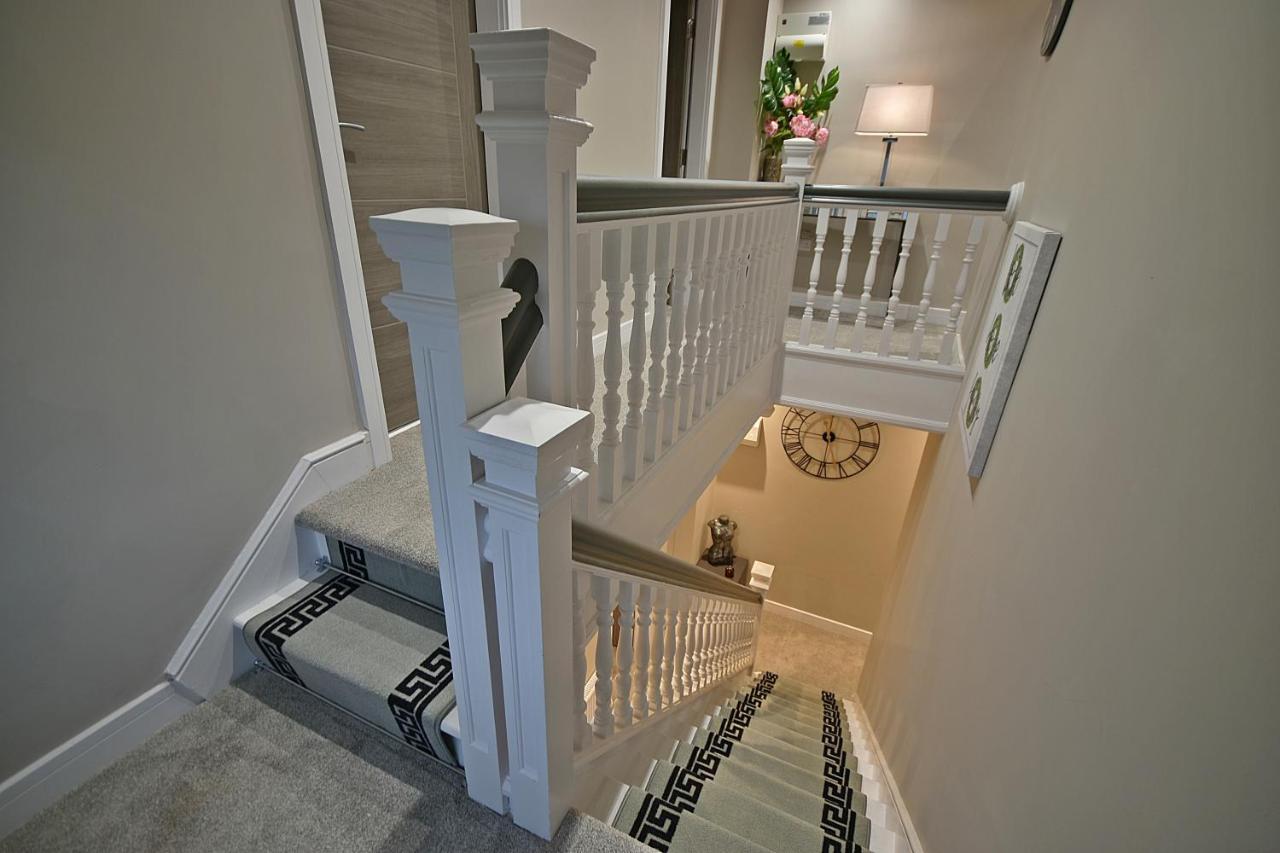Moat House Apartment